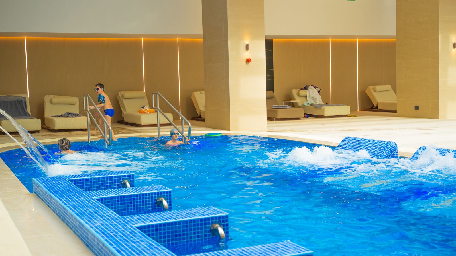 Aquatonic - piscină pentru tonifiere - Nordis Mamaia Hotel